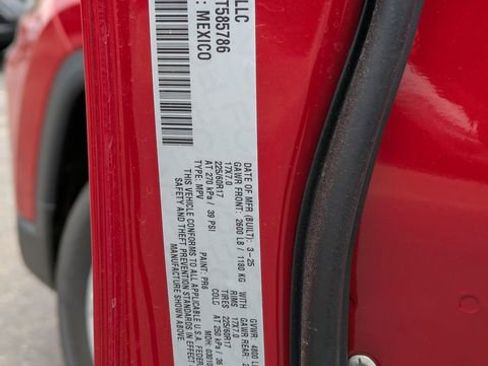 New 2025 Jeep Compass Sport image 34