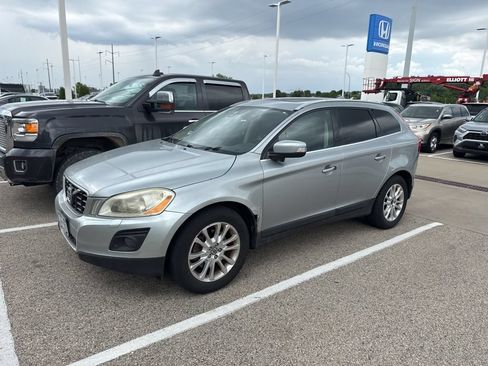 Used 2010 Volvo XC60 T6 AWD/4WD image 1