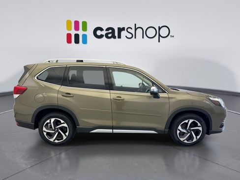 Used 2023 Subaru Forester Touring AWD/4WD image 6
