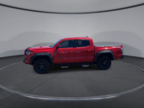 Used 2021 Toyota Tacoma TRD Off-Road AWD/4WD image 6