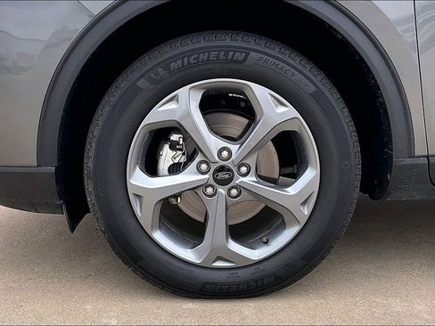 Used 2025 Ford Escape ST-Line AWD/4WD image 9