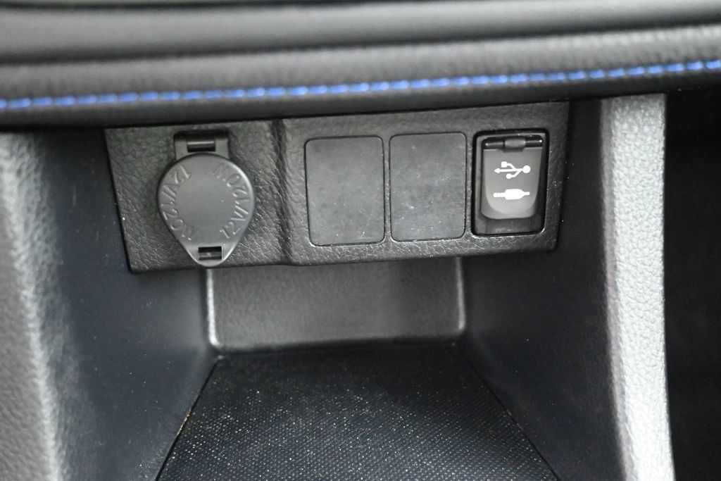 Used 2018 Toyota Corolla SE FWD image 21