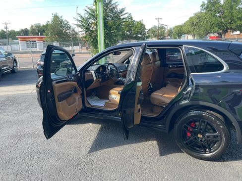 Used 2014 Porsche Cayenne S AWD/4WD image 13