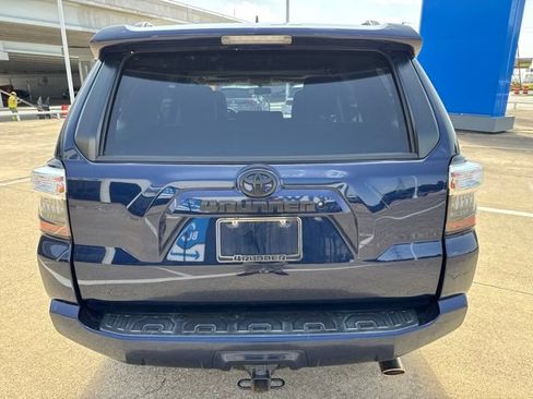 Used 2019 Toyota 4Runner SR5 Premium AWD/4WD image 3
