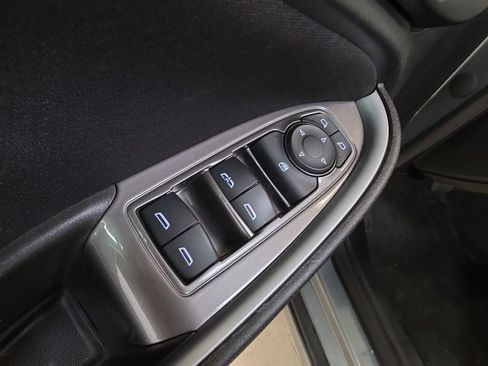 Used 2025 Chevrolet Malibu LT FWD image 13