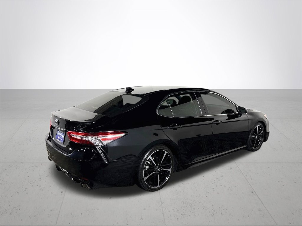 Used 2020 Toyota Camry XSE FWD image 6