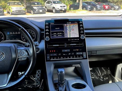 Used 2019 Toyota Avalon Touring w/ Advanced Safety Package image 6