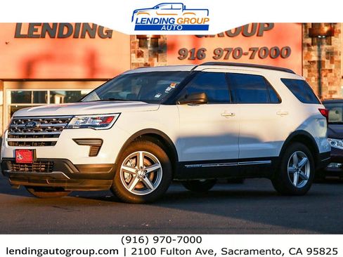 Used 2018 Ford Explorer XLT FWD image 1
