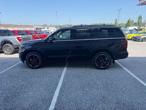 Certified 2024 Ford Expedition Limited AWD/4WD image 5