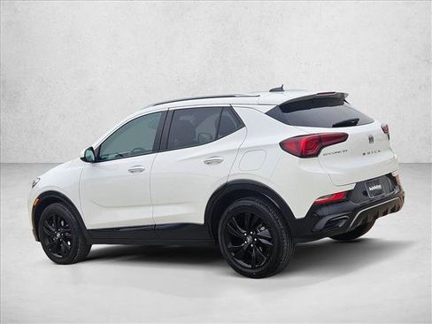 Used 2024 Buick Encore GX Sport Touring image 8