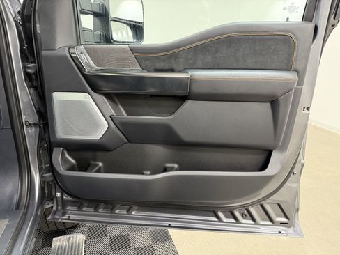 Used 2024 Ford F350 Platinum image 36