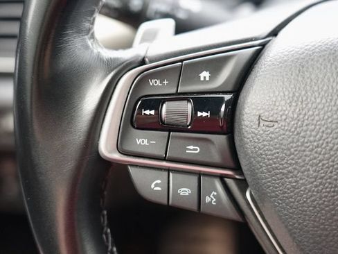 Used 2022 Honda Accord Sport image 15