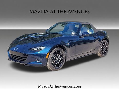 New 2026 MAZDA MX-5 Miata Grand Touring RWD image 1