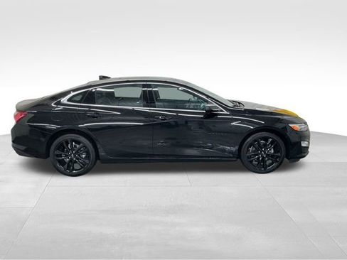 Used 2024 Chevrolet Malibu LT w/ Midnight Edition image 8