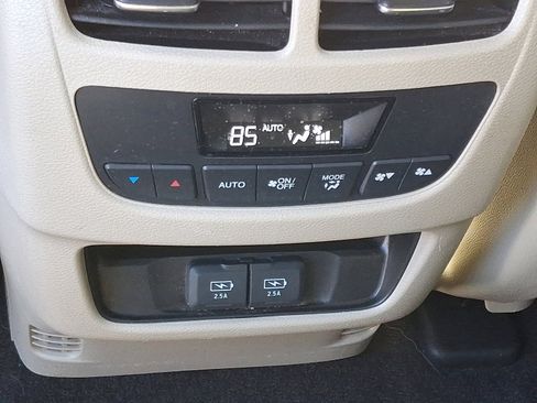 Used 2019 Acura MDX Tech Pkg image 10