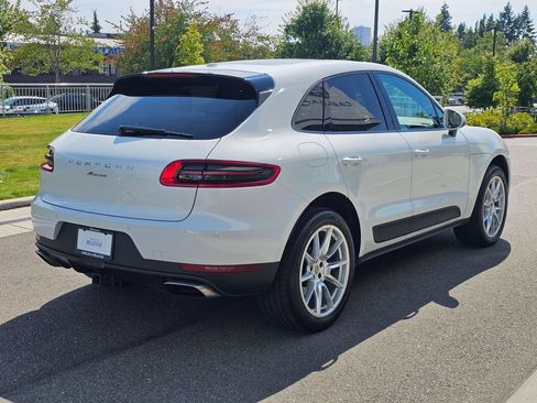 Used 2017 Porsche Macan AWD/4WD image 5