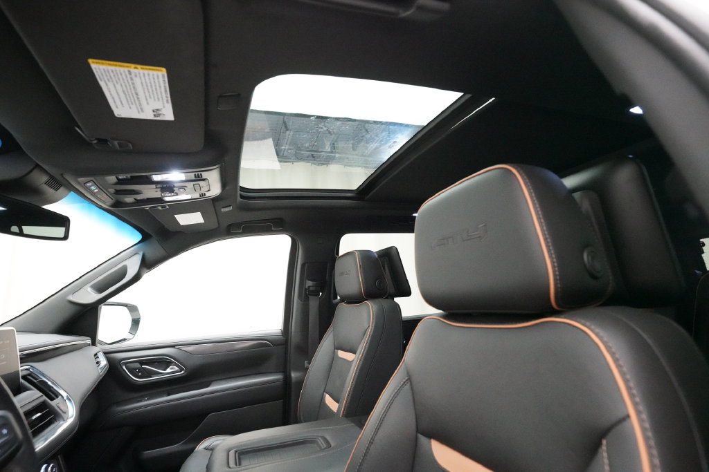 Used 2023 GMC Yukon XL AT4 AWD/4WD image 31