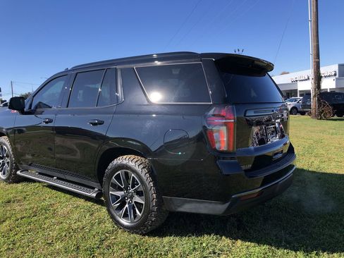 Used 2022 Chevrolet Tahoe Z71 w/ Z71 Off-Road Package image 4