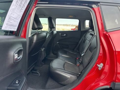 Certified 2020 Jeep Compass Latitude image 24