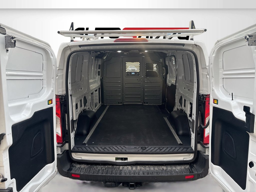 Used 2025 Ford Transit 150 Low Roof RWD image 21