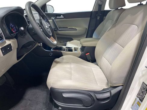 Used 2021 Kia Sportage LX FWD image 16