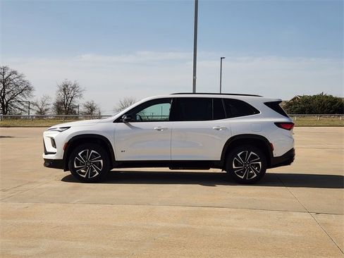 New 2025 Buick Enclave Sport Touring w/ Super Cruise Package image 4