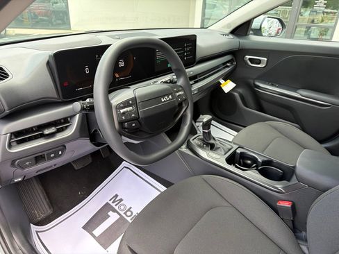 New 2026 Kia K4 FWD image 29