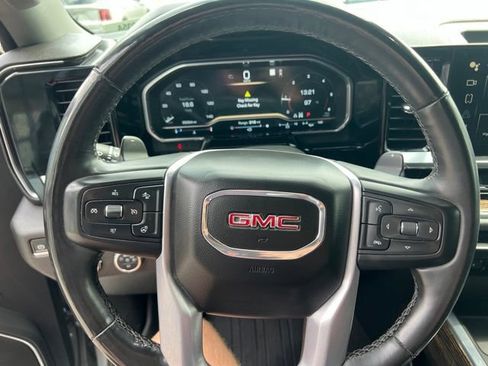 Used 2023 GMC Sierra 1500 Elevation w/ Preferred Package AWD/4WD image 8