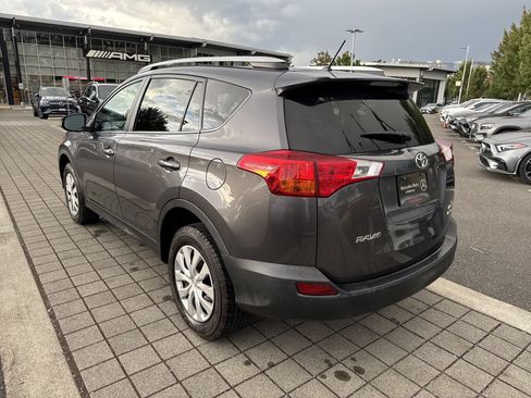 Used 2014 Toyota RAV4 LE AWD/4WD image 7