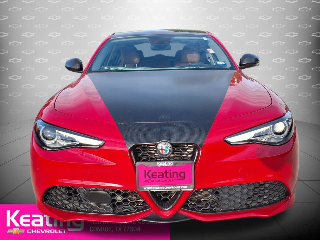 Used 2019 Alfa Romeo Giulia Ti Sport w/ Quick Order Package 22U Sport RWD image 4