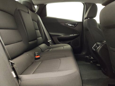 Used 2023 Chevrolet Malibu LT FWD image 19