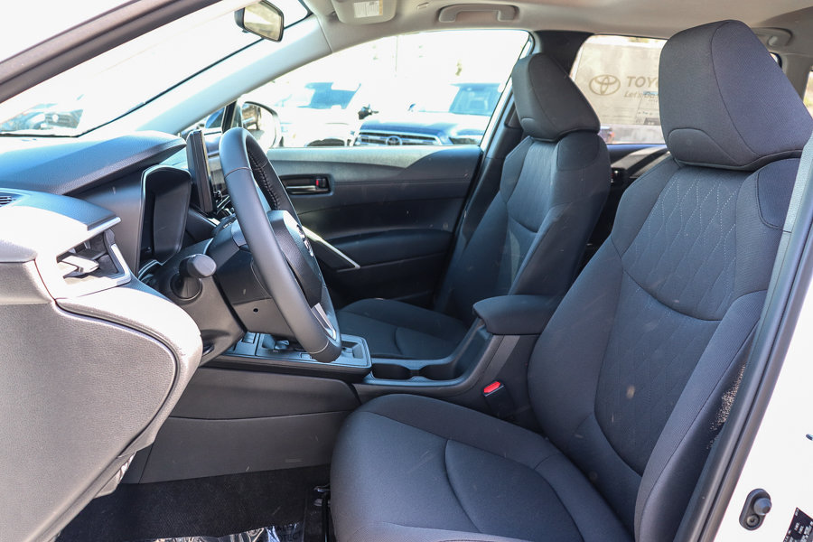 New 2026 Toyota Corolla Cross LE w/ Moonroof Package FWD image 17