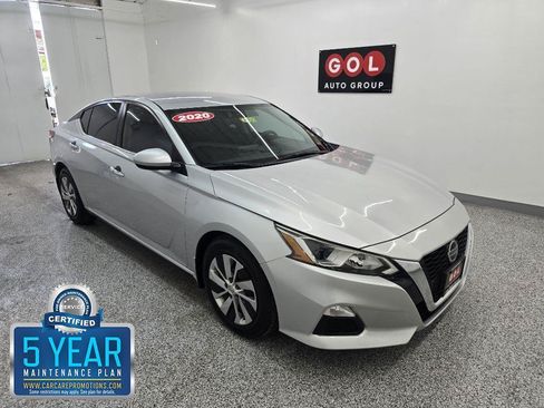 Used 2020 Nissan Altima 2.5 S FWD image 1
