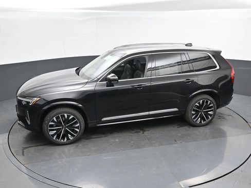 New 2026 Volvo XC90 B6 Ultra w/ Protection Package AWD/4WD image 37