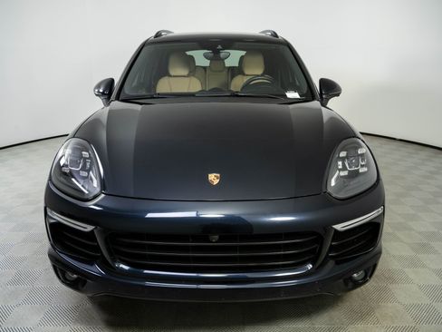 Used 2017 Porsche Cayenne S AWD/4WD image 35