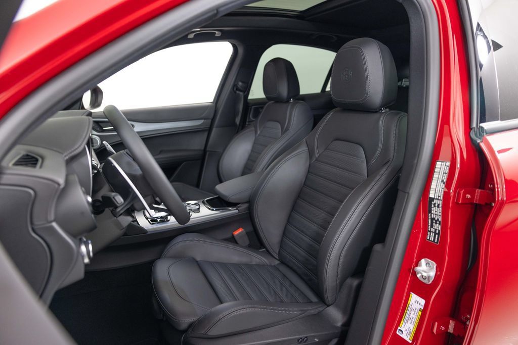 New 2026 Alfa Romeo Stelvio Sprint AWD/4WD image 19