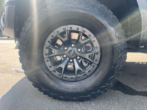 Used 2022 Ford F150 Raptor w/ Raptor 37 Performance Package AWD/4WD image 30