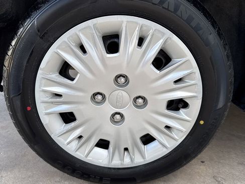 Used 2017 Ford Fiesta S image 25