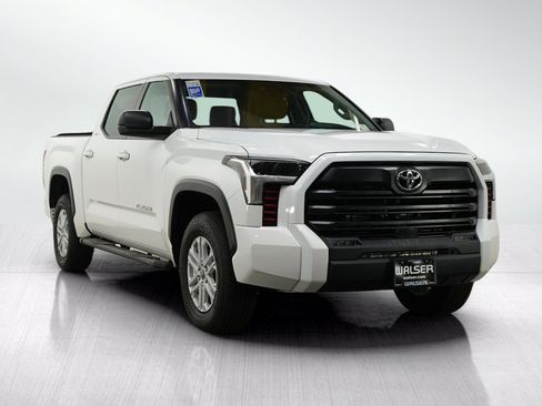 Used 2024 Toyota Tundra SR5 w/ SR5 Premium Package AWD/4WD image 9