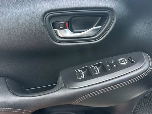 Certified 2024 Honda HR-V Sport image 12