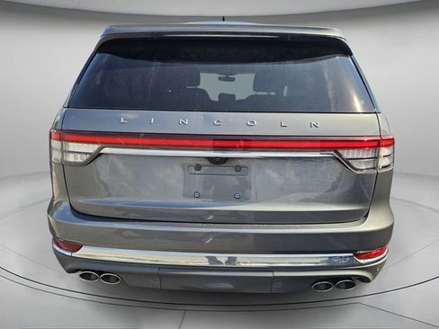 Used 2023 Lincoln Aviator Reserve w/ Class IV Trailer Tow Package image 5