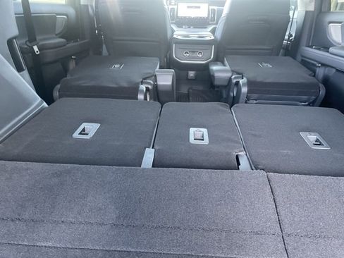 New 2025 Ford Expedition Active image 76