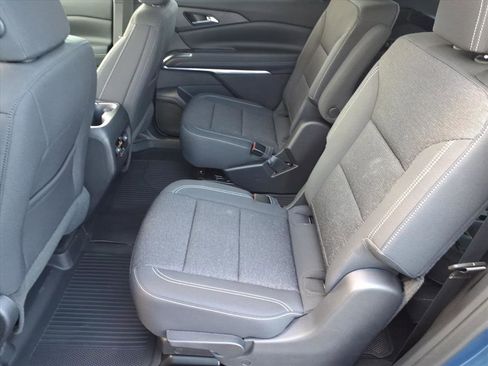 New 2026 Chevrolet Traverse LT AWD/4WD image 10