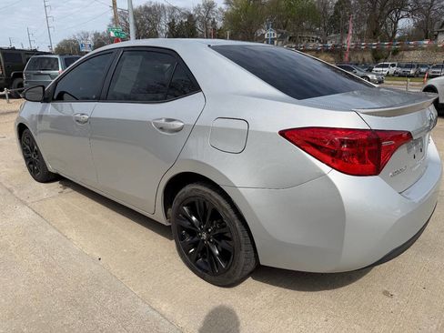 Used 2017 Toyota Corolla SE w/ Carpet Mat Package (TMS) image 5