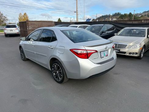 Used 2016 Toyota Corolla S Special Edition image 6