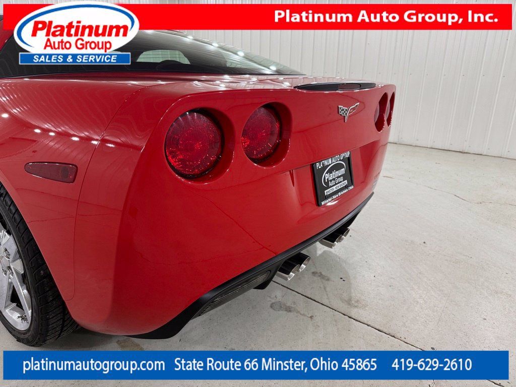Used 2007 Chevrolet Corvette Coupe w/ Preferred Equipment Group RWD image 44