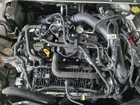 Used 2020 Ford Fusion SE FWD image 30