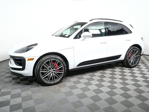 New 2026 Porsche Macan S image 2