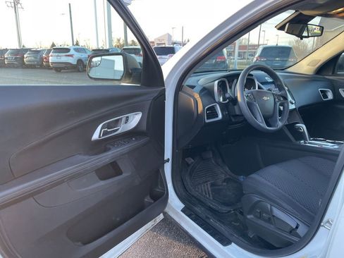 Used 2012 Chevrolet Equinox LS image 15