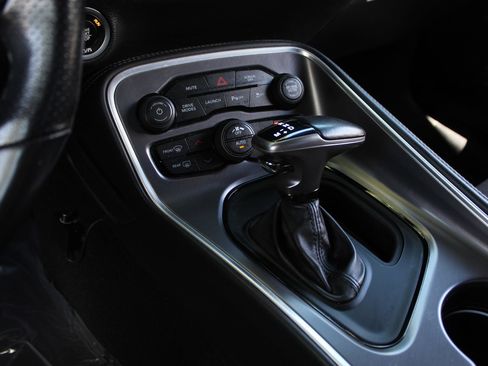 Used 2021 Dodge Challenger R/T Scat Pack RWD image 18